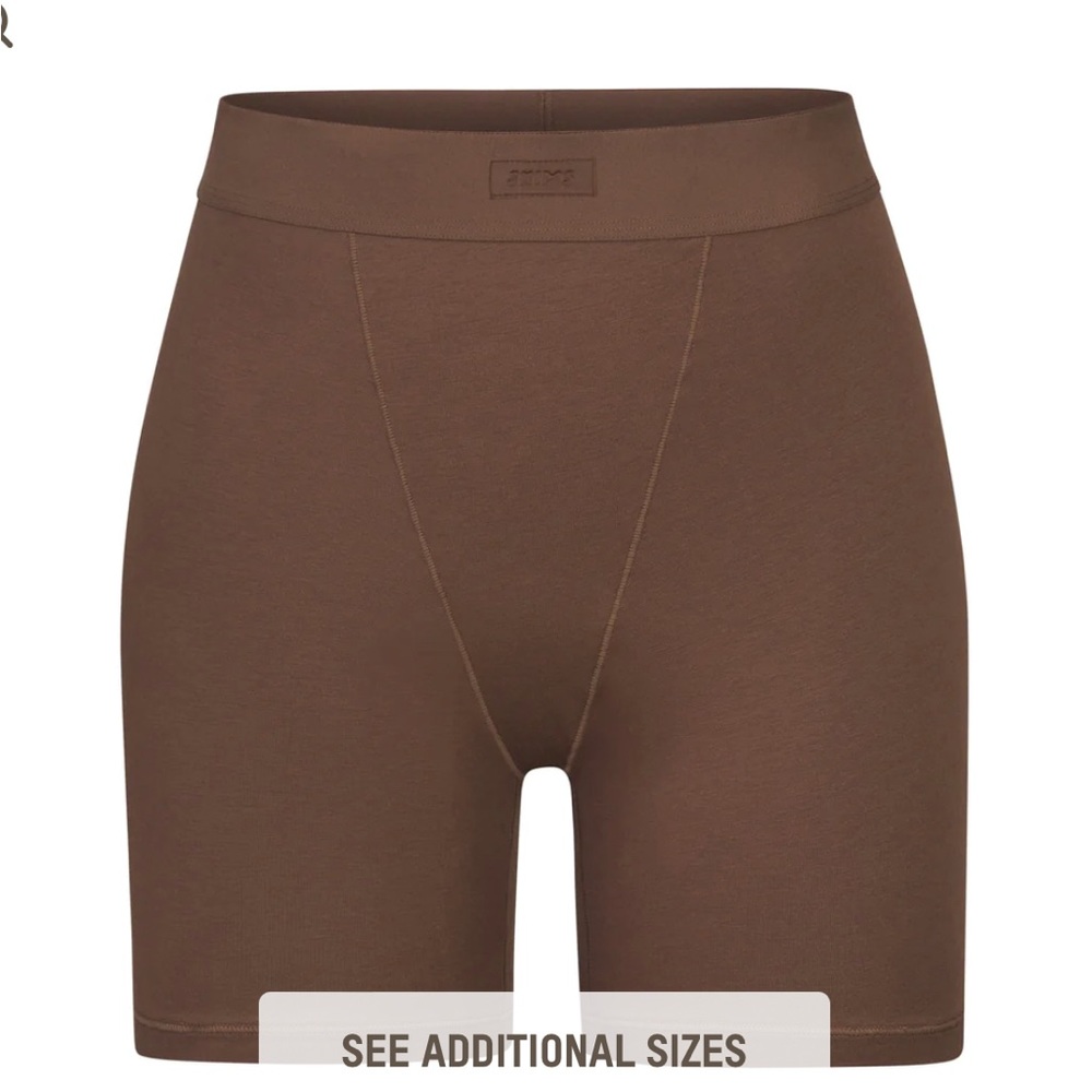 Skims Boyfriend Boxer in Oxide